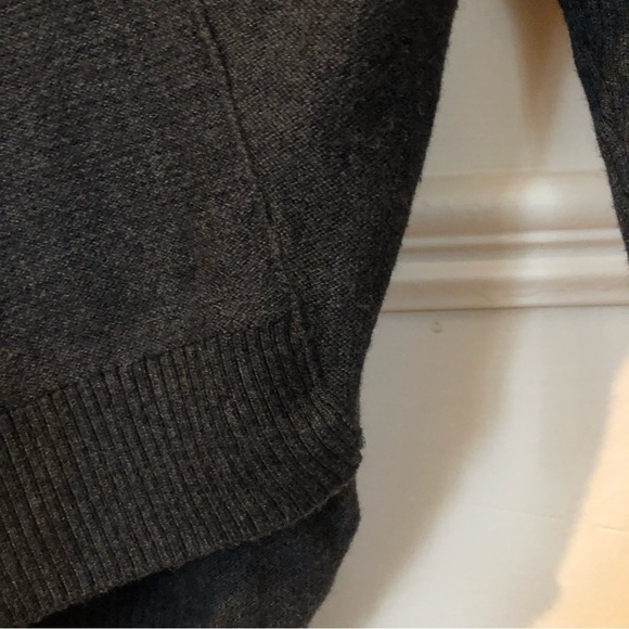 LORD and Taylor Cotton Wool Blend Knit V-Neck  Neutral Tunic Top XS - Picture 7 of 9